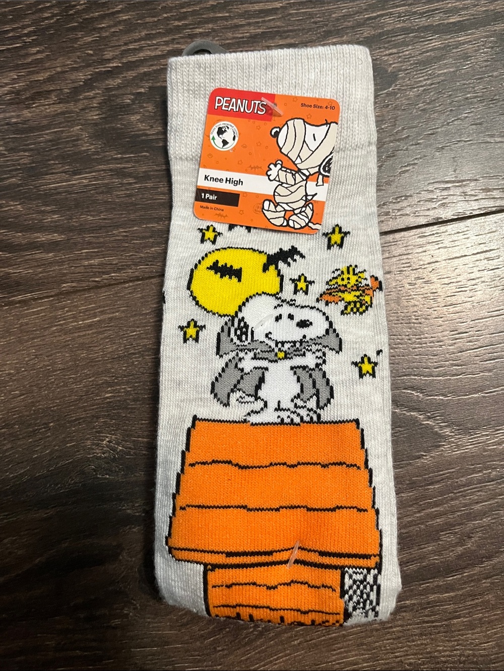 Peanuts Gray Kids Socks with Snoopy on Orange Doghouse